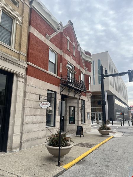 A look at 101 N 6th St commercial space in Lafayette