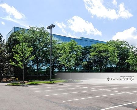 A look at Hamilton Lakes Business Park - 450 Devon Avenue Office space for Rent in Itasca