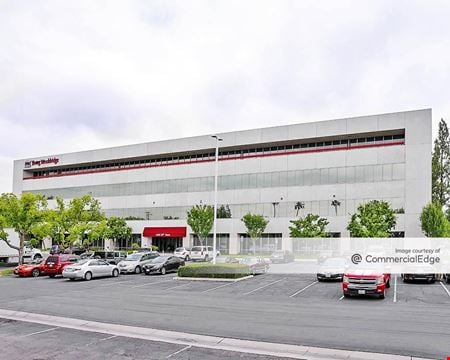 A look at Westchester Corporate Plaza commercial space in Bakersfield