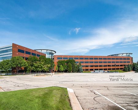 A look at Corporate Crossings commercial space in Dearborn