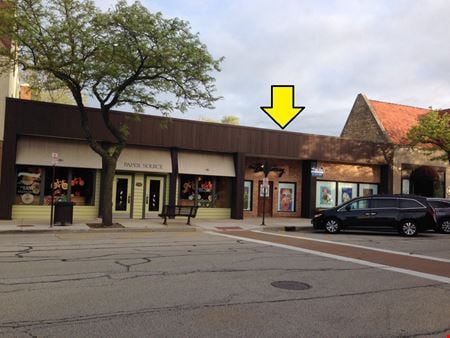 A look at 490-492 Central Ave, Highland Park, IL commercial space in Highland Park