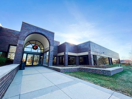 A look at Washington Commons Office space for Rent in Naperville