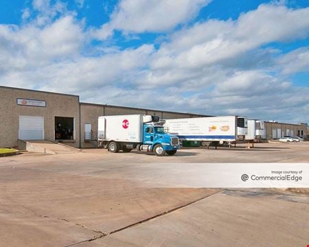 A look at Southport Business Park - 5975-6049 South Loop East Industrial space for Rent in Houston