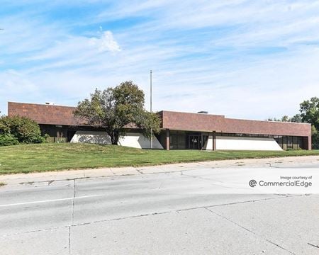 A look at 7720 Crown Point Avenue Office space for Rent in Omaha