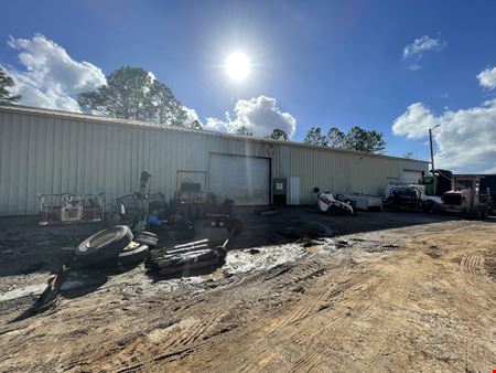 A look at 7500 Pine Forest Rd commercial space in Pensacola