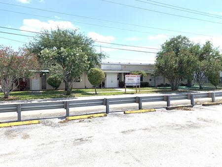 A look at Office/Warehouse Flex Building commercial space in Hallandale