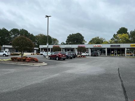 A look at Multi-tenant Retail Strip Center - For Lease Retail space for Rent in Arab
