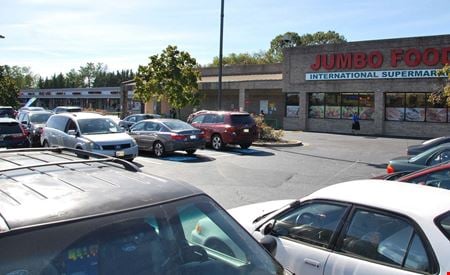 A look at Rosecroft Shopping Center commercial space in Temple Hills