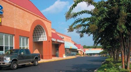 A look at Lilburn Market Center Retail space for Rent in Lilburn