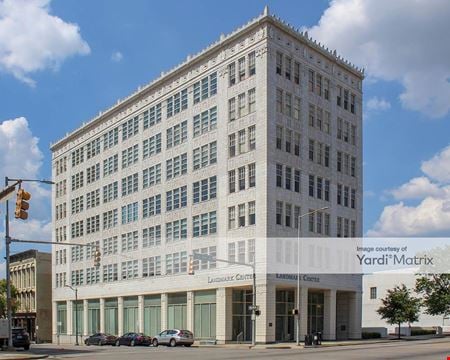 A look at Landmark Center commercial space in Birmingham