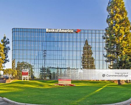 A look at Commerce Corporate Building Office space for Rent in Los Angeles