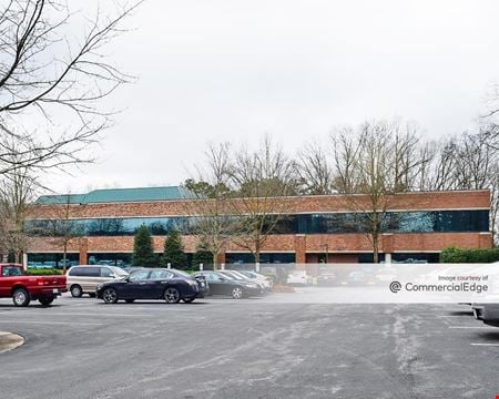 A look at Red Oak Commercial space for Rent in Raleigh