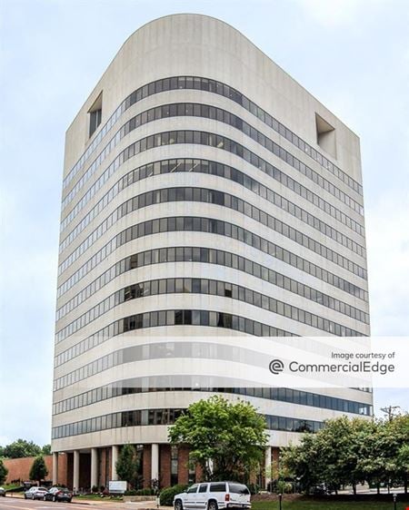 A look at Bemiston Tower Office space for Rent in St. Louis