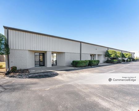 A look at Central Pike Business Center Office space for Rent in Hermitage