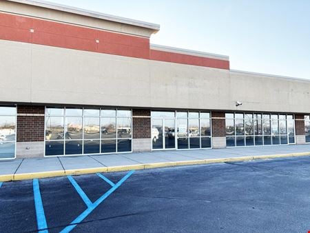 A look at Chapel Ridge Shopping Center commercial space in Fort Wayne