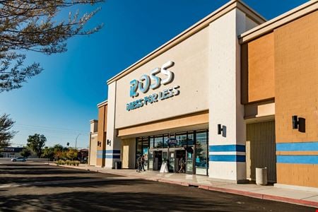 A look at Lindsay Rd & Main St commercial space in Mesa