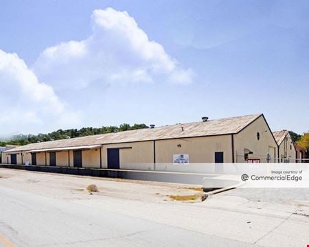 A look at 1400 West Commerce Street Industrial space for Rent in Dallas