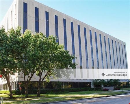 A look at 6300 West Loop South Office space for Rent in Bellaire