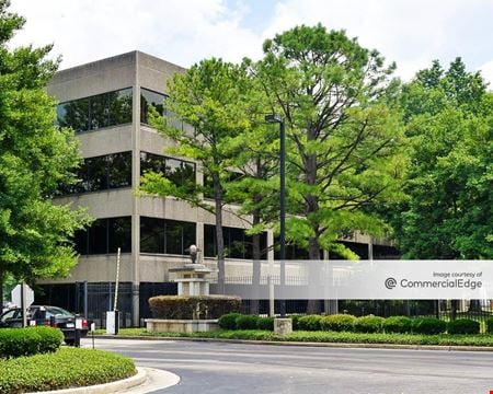 A look at Thousand Oaks Business Center - 2650 Thousand Oaks Blvd Office space for Rent in Memphis
