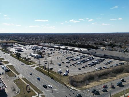 A look at Imperial Plaza Retail space for Rent in Clinton Township