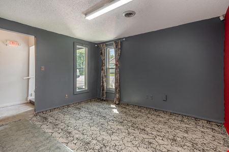 A look at 2520 packard road commercial space in Ypsilanti