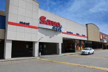A look at Indian Trail Shopping Center commercial space in Louisville