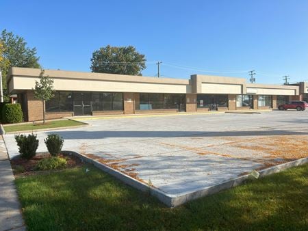 A look at 330-360 Eureka Road commercial space in Wyandotte