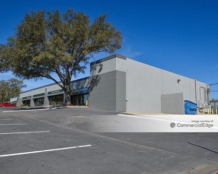A look at Huebner Road Business Park commercial space in San Antonio