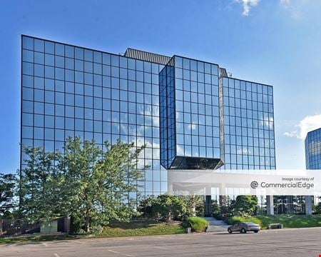 A look at Financial Plaza II commercial space in Overland Park