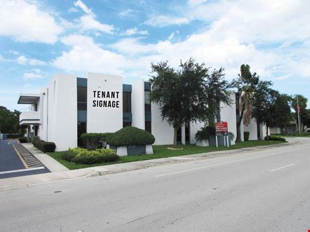A look at 2150 S Andrews Ave commercial space in Fort Lauderdale