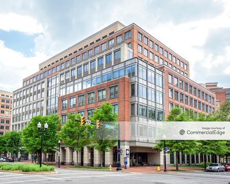 A look at US Patent and Trademark Office - Edmund Randolph Building Office space for Rent in Alexandria