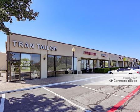 A look at Crossroads North Commercial space for Rent in Arlington