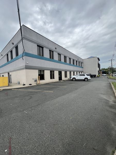 A look at Secaucus Medical Office Condominiums commercial space in Secaucus