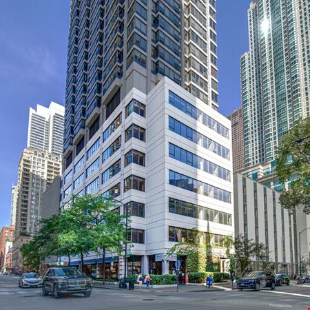 A look at 40 East Huron Street commercial space in Chicago