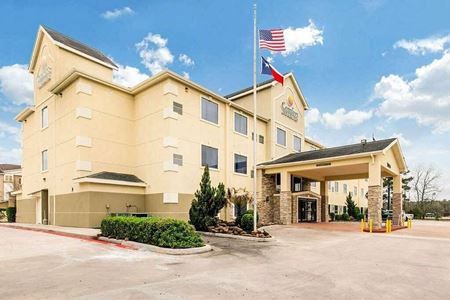 A look at Comfort Inn & Suites-IAH Bush Airport East-Houston commercial space in Humble