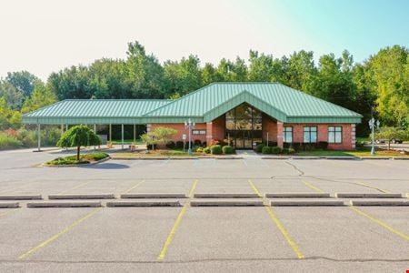 A look at 37451 Ecorse Rd commercial space in Romulus