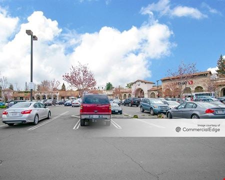 A look at 515 & 525 El Camino Real Retail space for Rent in Menlo Park