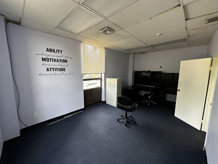 A look at 625 Middle Country Rd Office space for Rent in Coram
