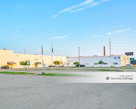 A look at Gateway Industrial Center Industrial space for Rent in Detroit
