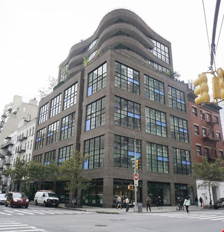 A look at 140 10th Avenue commercial space in New York City