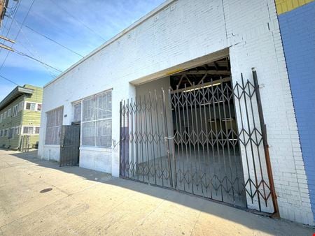 A look at 6080 S Hoover St commercial space in Los Angeles