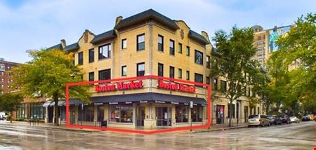 A look at 5228 S Blackstone | Former Boston Market Lease Retail space for Rent in Chicago