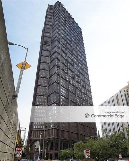 A look at U.S. Steel Tower Commercial space for Rent in Pittsburgh