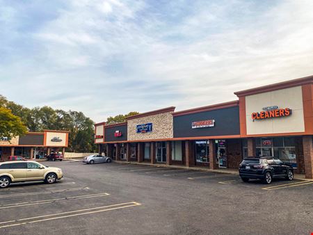 A look at Ann Arbor Crossroads Plaza commercial space in Livonia