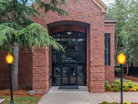 A look at 300 Oswego Pointe, Lake Oswego Office space for Rent in Lake Oswego