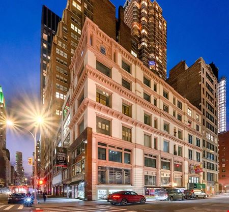 A look at 251/253 5th Avenue commercial space in New York