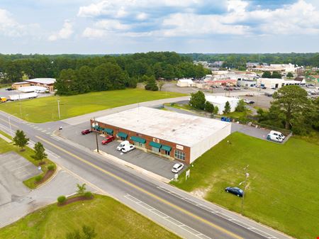 A look at Superb Flexible Office-Warehouse-Service Manufacturing Flex Space commercial space in Salisbury