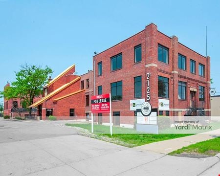 A look at 2125 East Hennepin Avenue commercial space in Minneapolis