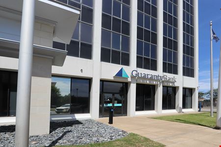 A look at Clark Tower Sublease Commercial space for Rent in Memphis