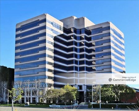 A look at Warner Corporate Center Commercial space for Rent in Woodland Hills